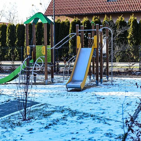 Apartament Villa Park Przy Plazy Z Widokiem Na Jezioro, Taras 50 M2 Острода Екстер'єр фото
