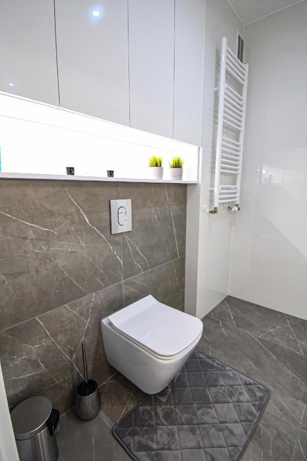 Apartament Villa Park Przy Plazy Z Widokiem Na Jezioro, Taras 50 M2 Острода Екстер'єр фото